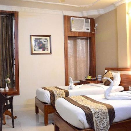 Hotel Eden Roc Bhubaneswar Eksteriør bilde
