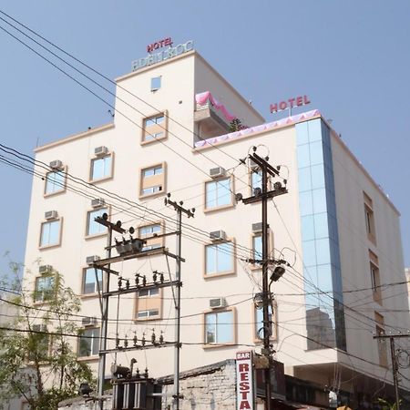 Hotel Eden Roc Bhubaneswar Eksteriør bilde